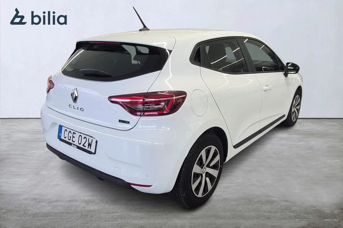 Vehicle image 18