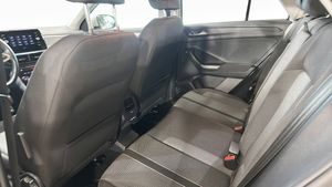 Volkswagen T-Roc bild 12