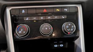 Volkswagen T-Roc bild 17