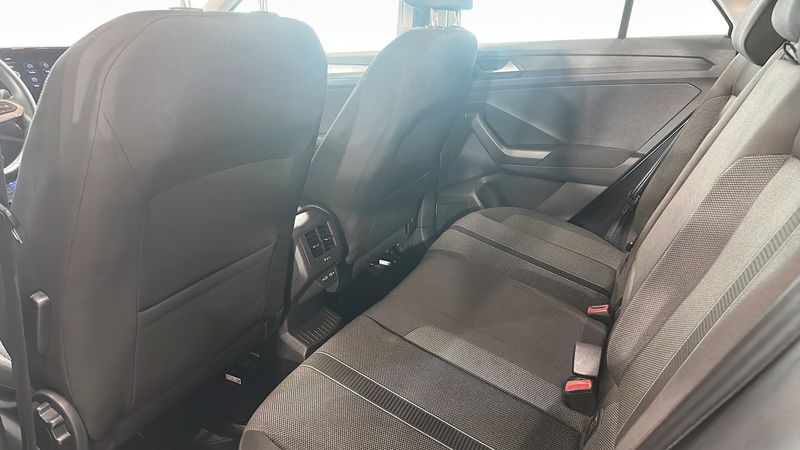Volkswagen T-Roc bild 12