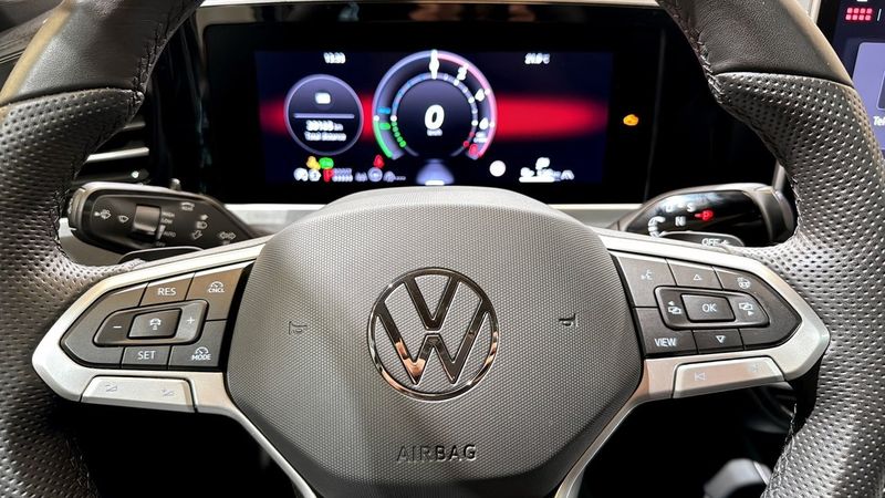 Volkswagen Passat bild 20