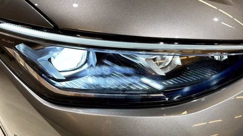 Volkswagen Passat bild 17