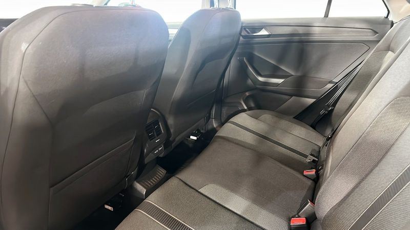 Volkswagen T-Roc bild 12