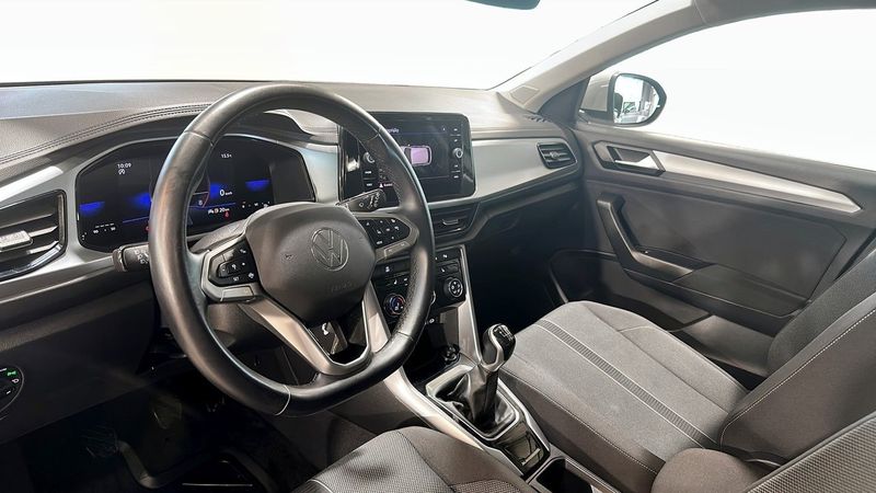 Volkswagen T-Roc bild 7