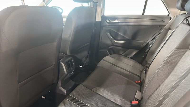 Volkswagen T-Roc bild 12