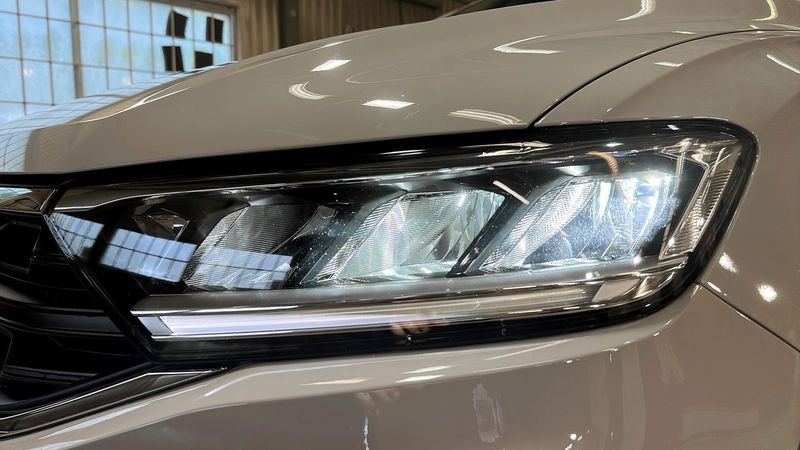 Volkswagen T-Roc bild 14