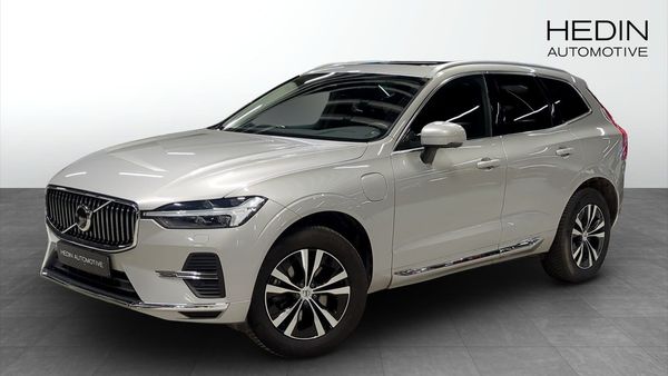 Volvo XC60 Recharge T6 AWD 350hp Core - 2024