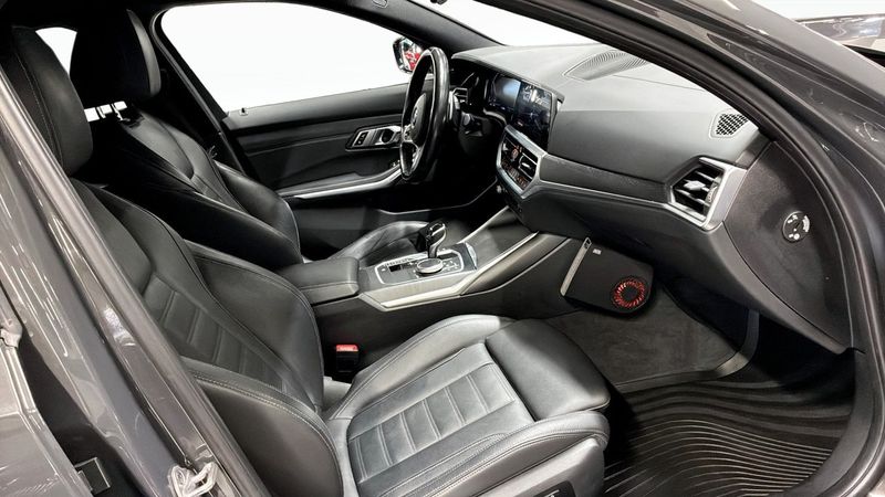 BMW 330 bild 3