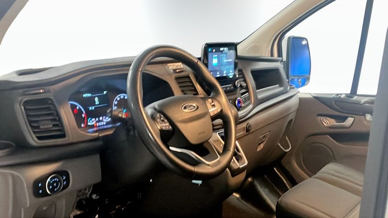 Ford Custom bild 8