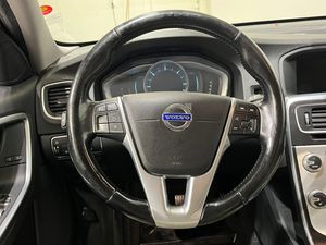 Volvo V60 bild 15