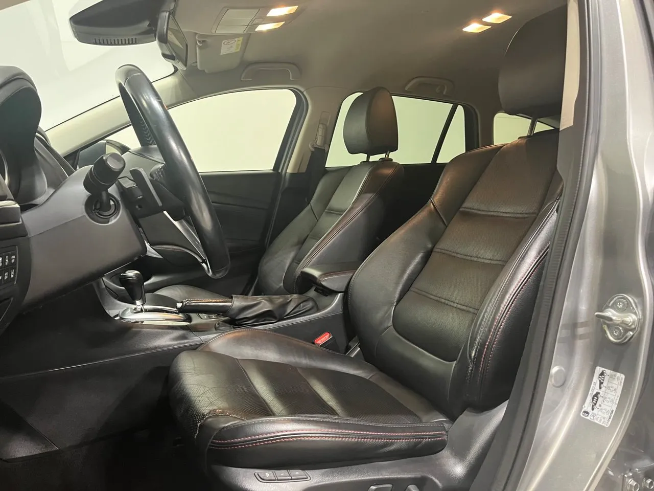 Vehicle image 8