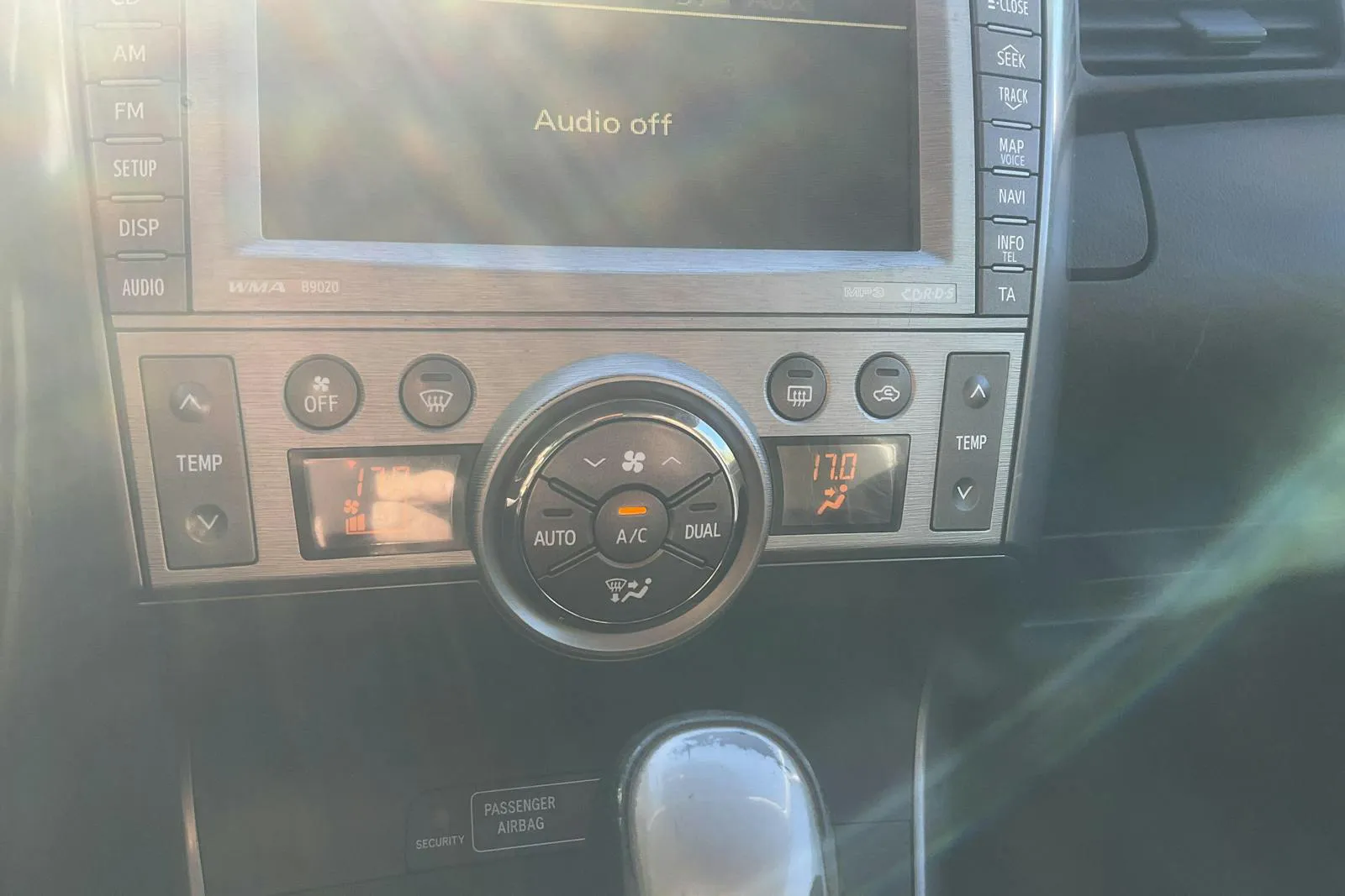 Vehicle image 17