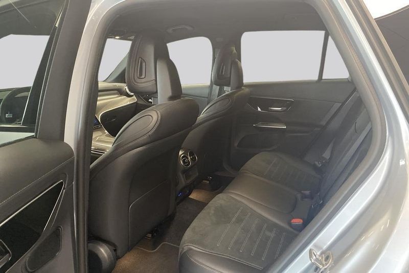 Mercedes GLC300 bild 9