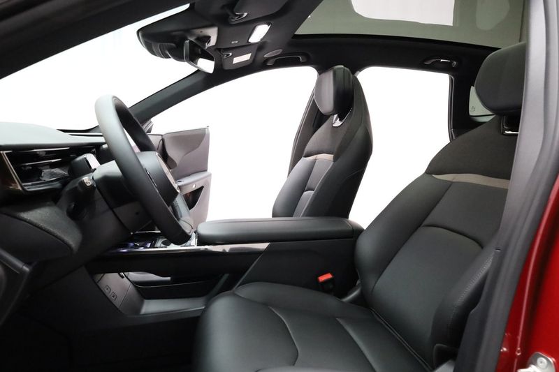 Mazda CX-6e bild 27