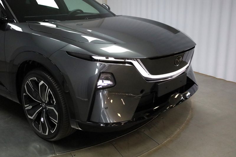 Mazda CX-6e bild 3