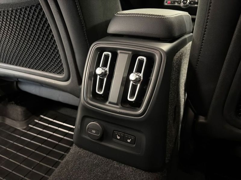 Volvo XC40 bild 23