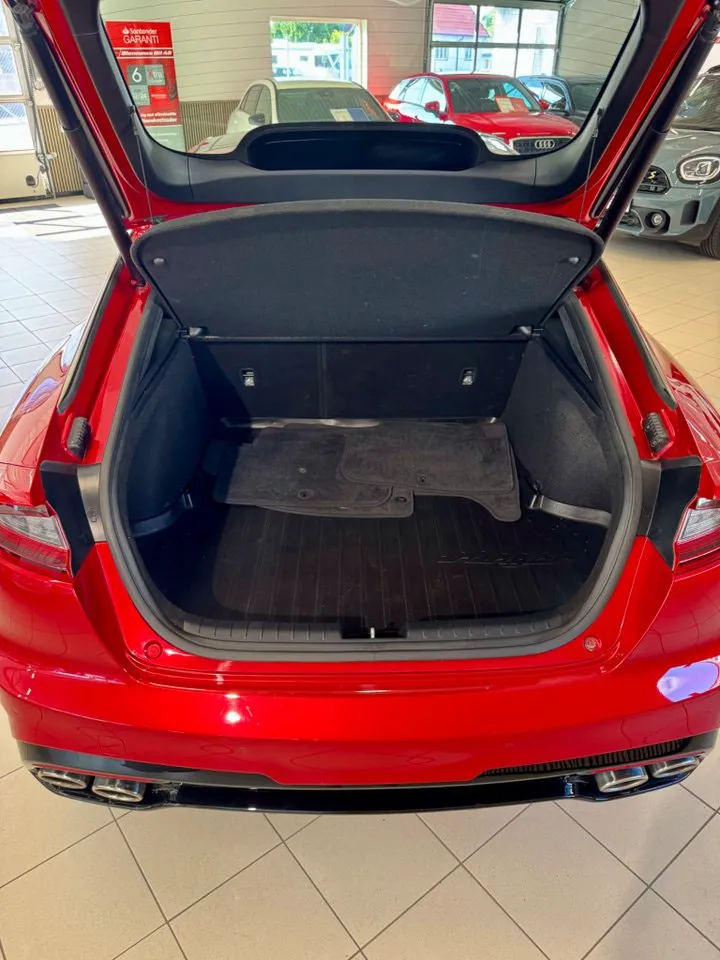 Vehicle image 22