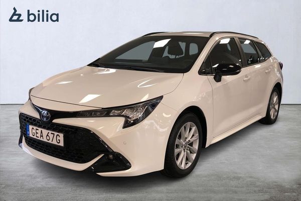 Toyota Corolla Touring Sports Hybrid 1,8 Active Plus Nyservad Värmare Keyless - 2026