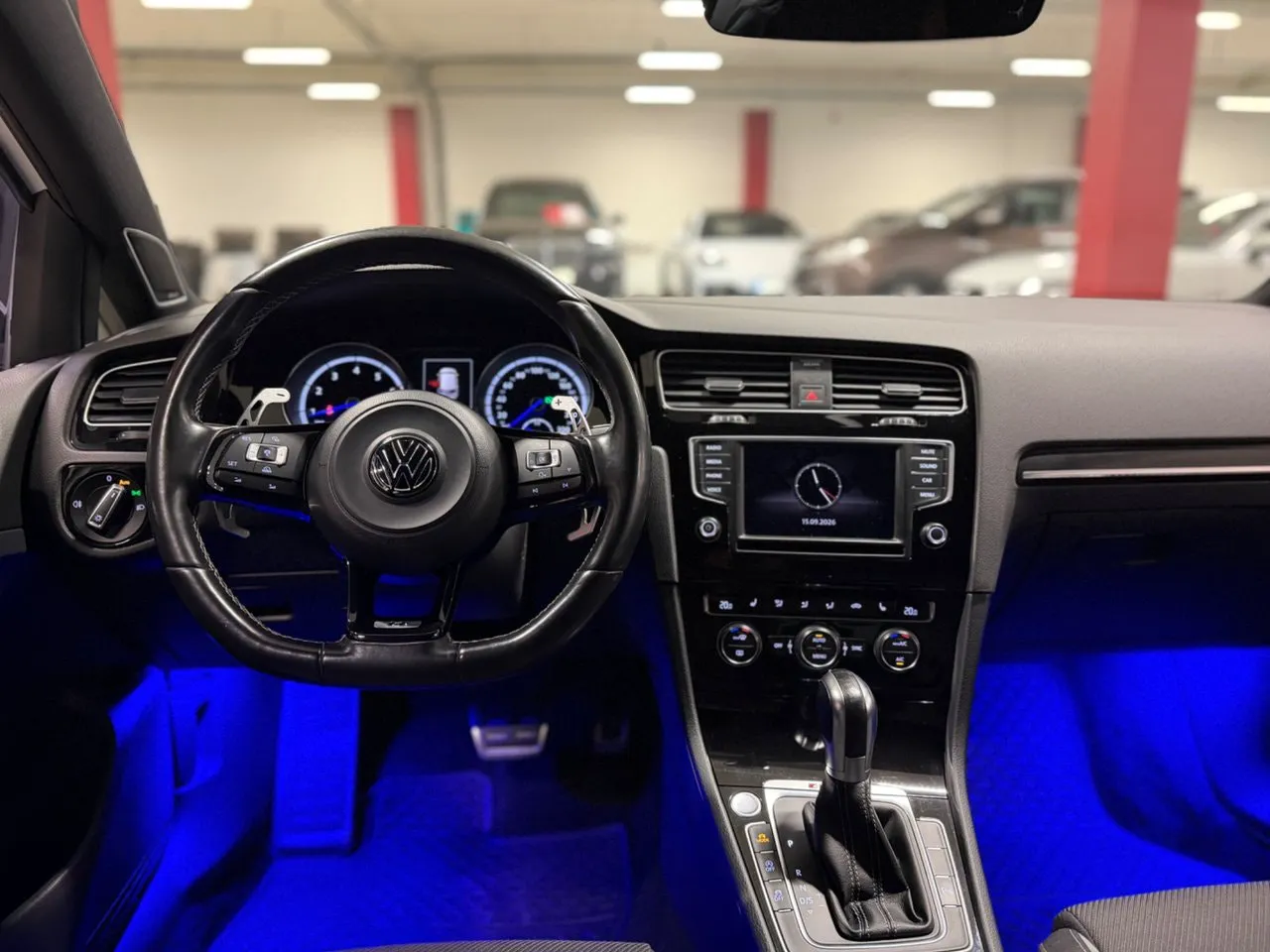 Vehicle image 11