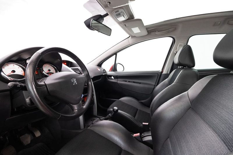 Peugeot 207 bild 16