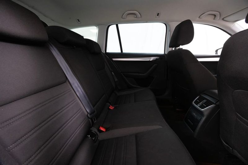 Skoda Octavia bild 15