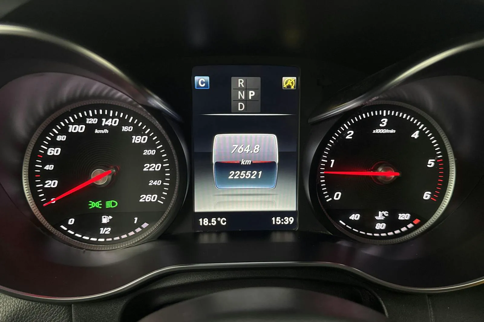 Vehicle image 9