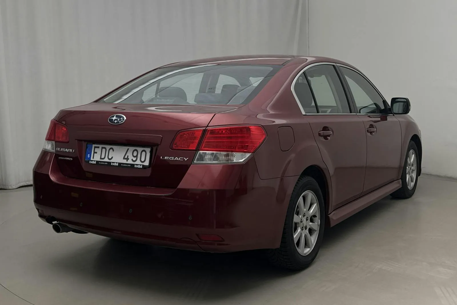 Vehicle image 3