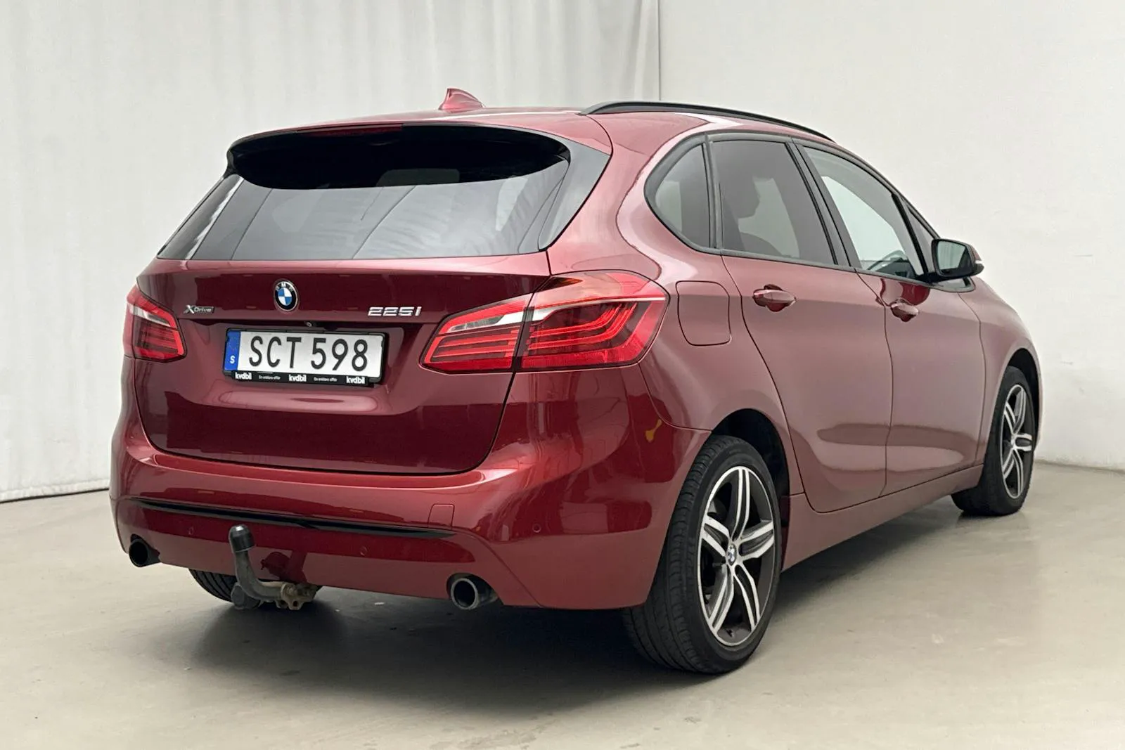Vehicle image 2