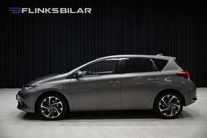 Toyota Auris bild 1