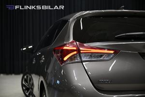 Toyota Auris bild 8