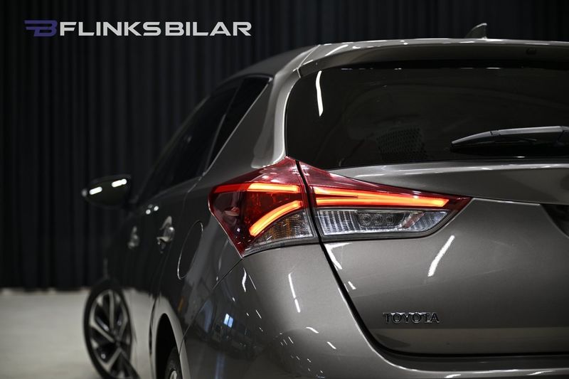 Toyota Auris bild 8
