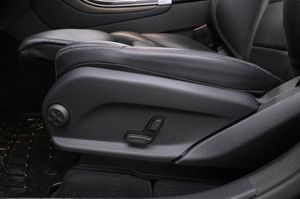 Mercedes GLC300 bild 11