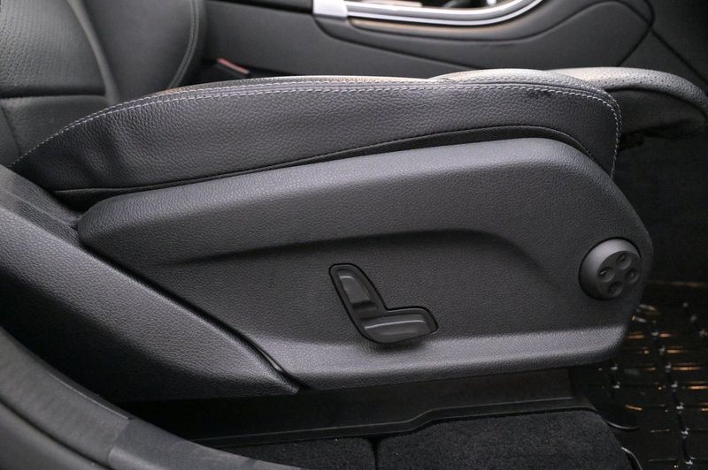 Mercedes GLC300 bild 13