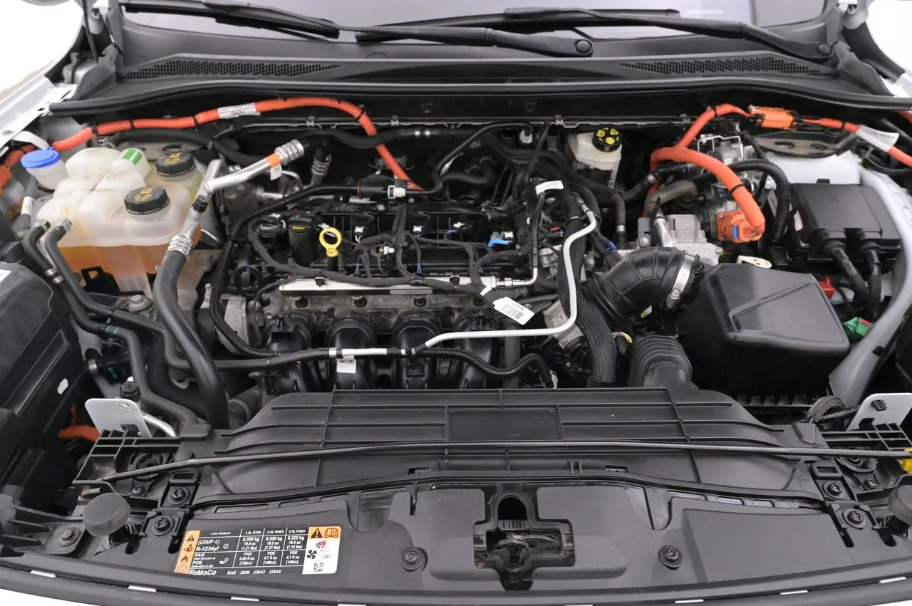 Vehicle image 25