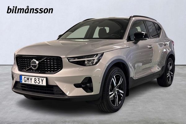 Volvo XC40 B3 FWD Bensin Plus Dark - 2025
