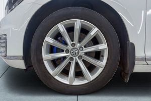 Volkswagen Passat bild 9