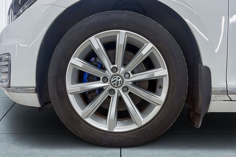 Volkswagen Passat bild 9