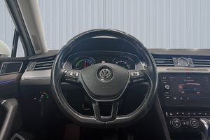 Volkswagen Passat bild 14