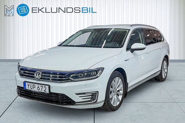 Volkswagen Passat Variant GTE 1.4 TSI Värmare Dragkrok CarPlay 218hk - 2018