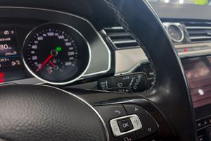 Volkswagen Passat bild 16