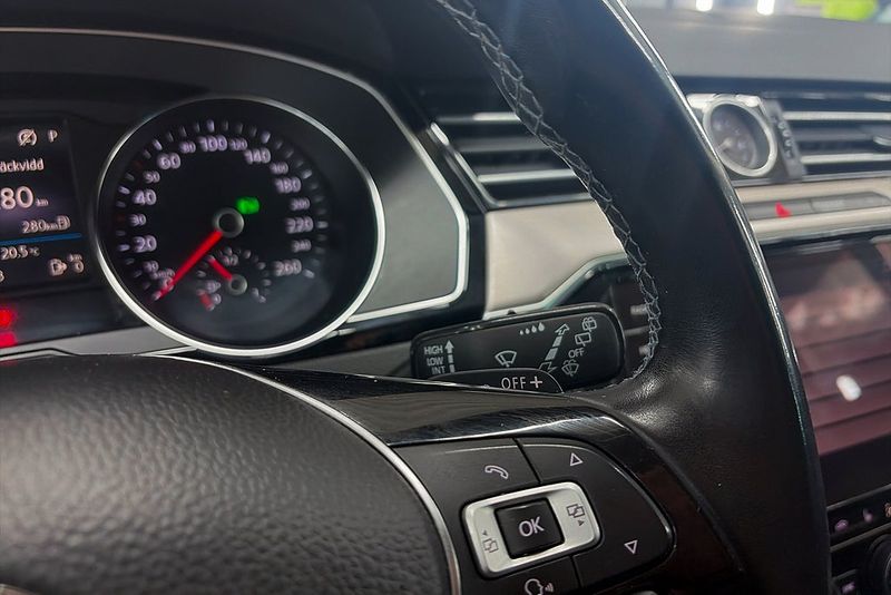 Volkswagen Passat bild 16
