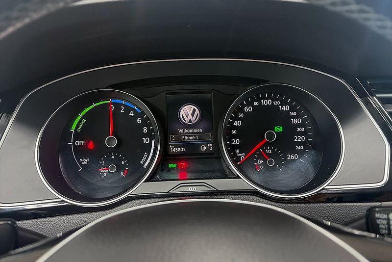 Volkswagen Passat bild 15