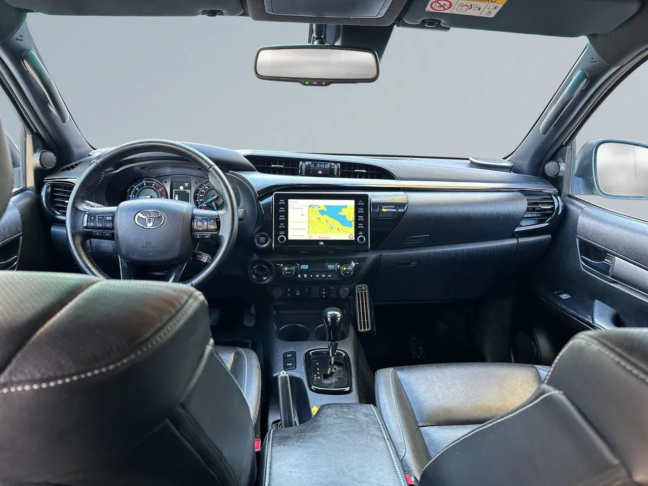 Vehicle image 7