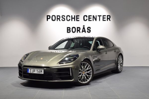 Porsche Panamera 4 - 2024