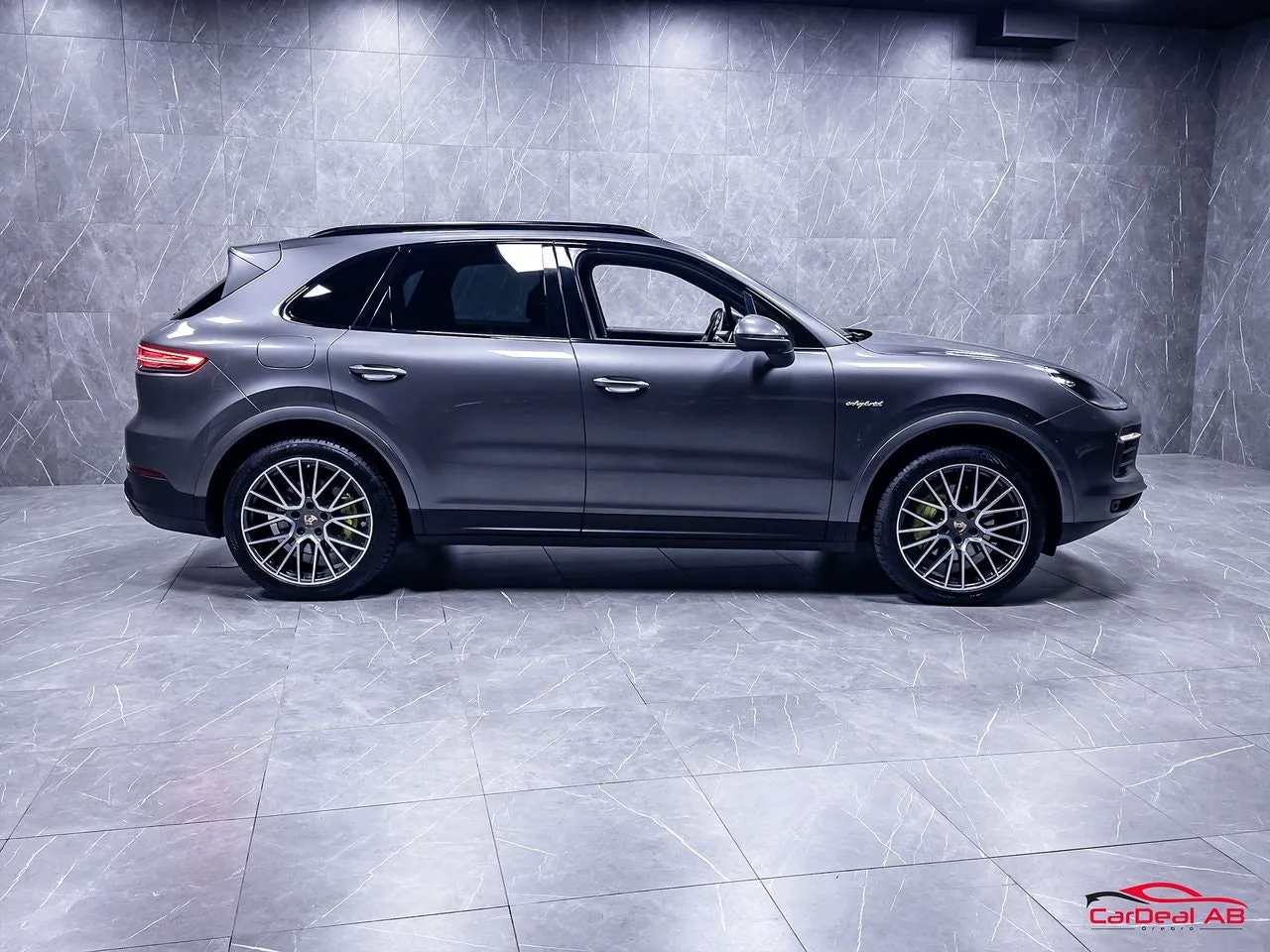 Vehicle image 7