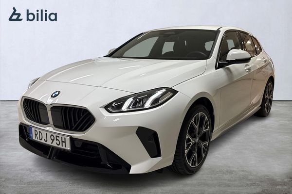 BMW 120 M Sport / Backkamera / Sportstolar / Navi / 18 Tum - 2026
