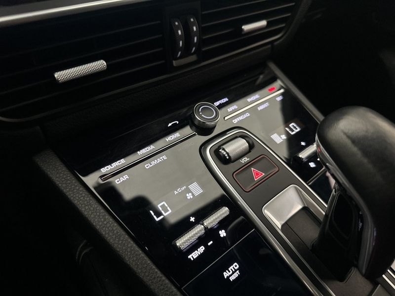 Porsche Cayenne bild 25