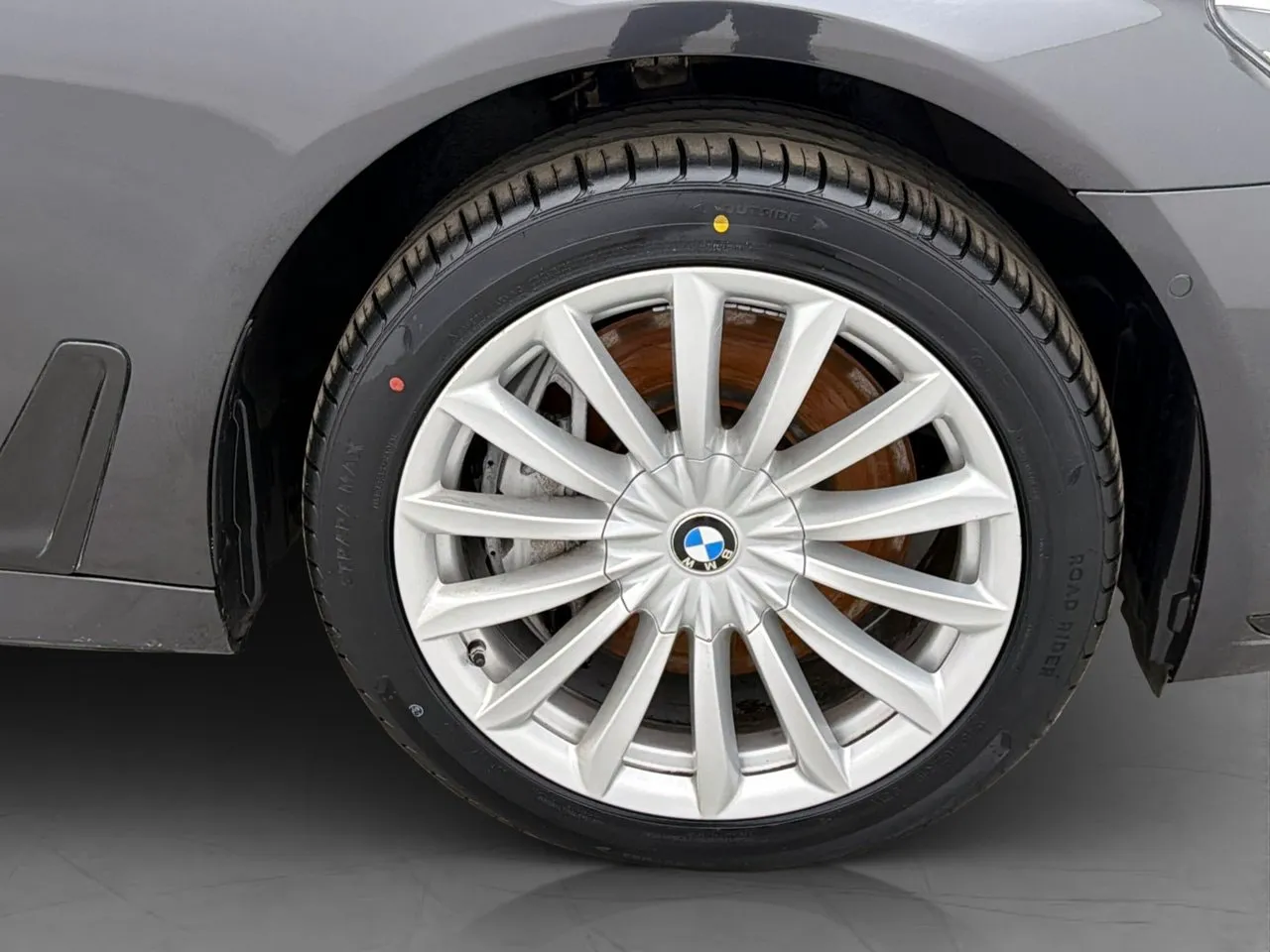 Vehicle image 31