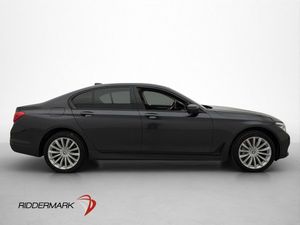 BMW 750 bild 9