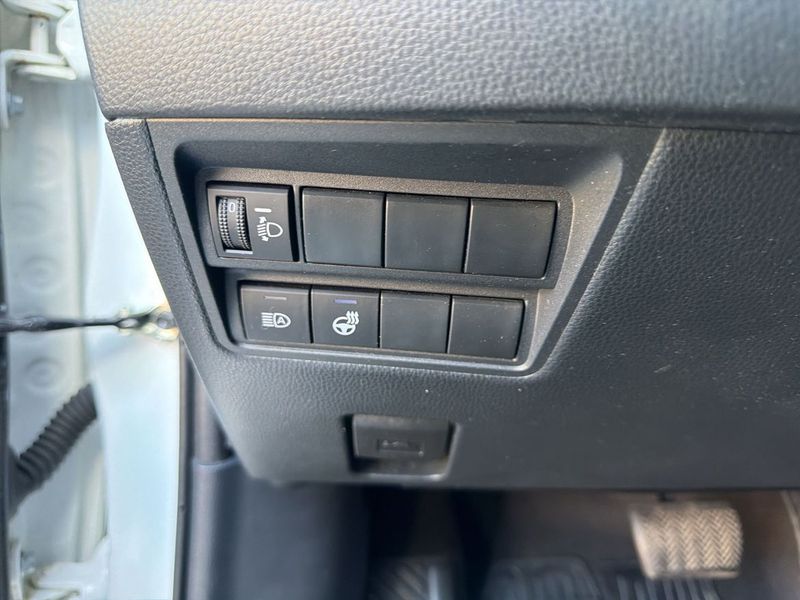 Toyota Yaris bild 12
